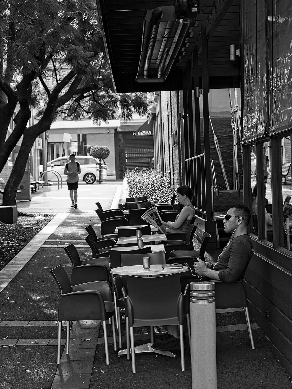 Street shooting with the G9: Dynamic range looks decent and the L.Mono JPEGs are pleasing. Image: G9 and Leica DG 12-60mm